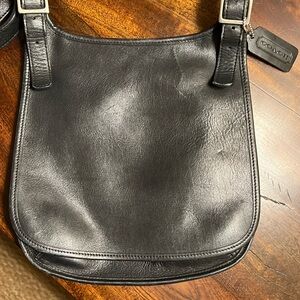 Vintage Coach hippie 9131 cross body purse